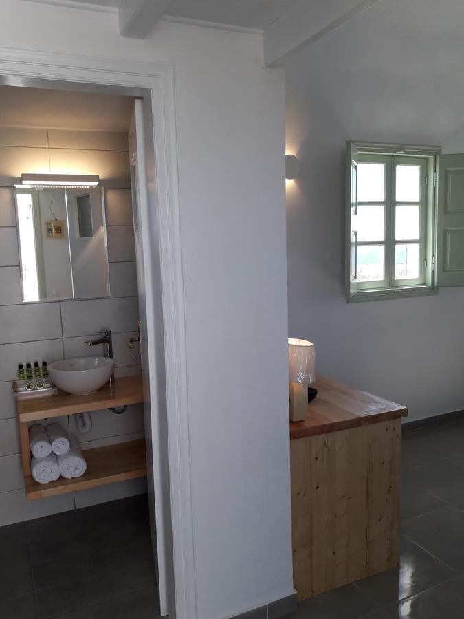 Aparthotel Ecoxenia à Oia  Extérieur photo