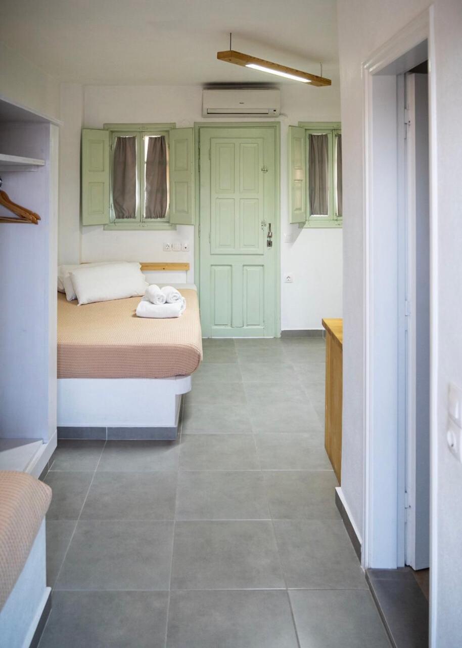 Aparthotel Ecoxenia à Oia  Extérieur photo