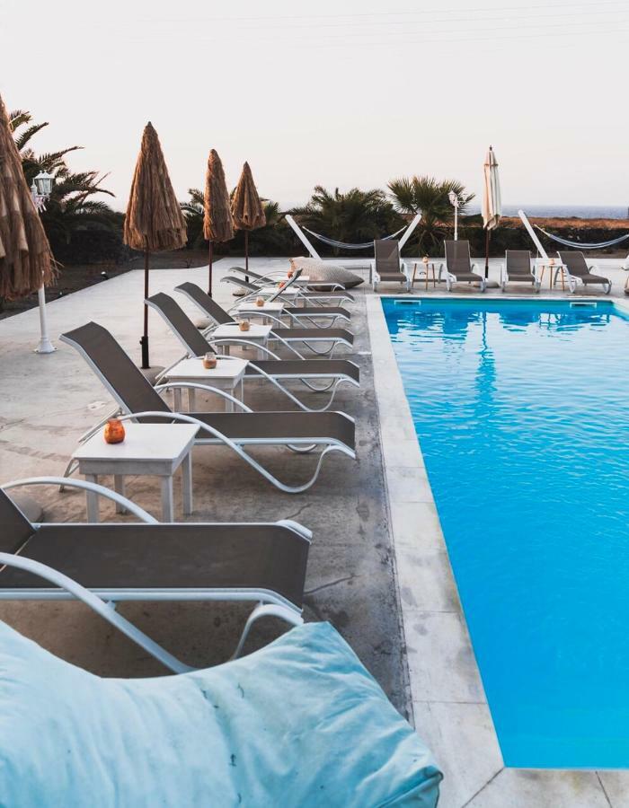 Aparthotel Ecoxenia à Oia  Extérieur photo